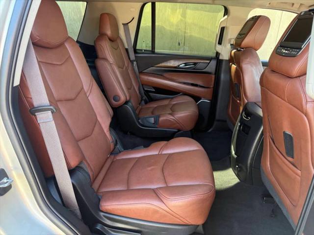 2017 Cadillac Escalade Luxury