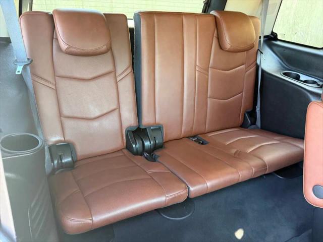 2017 Cadillac Escalade Luxury