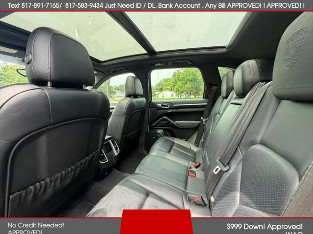 2014 Porsche Cayenne Platinum Edition