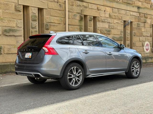 2018 Volvo V60 Cross Country T5