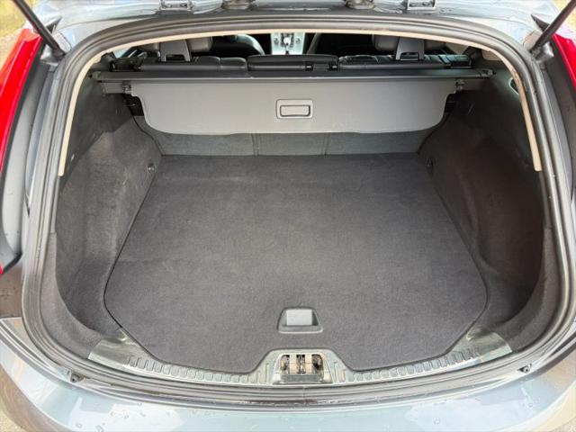 2018 Volvo V60 Cross Country T5