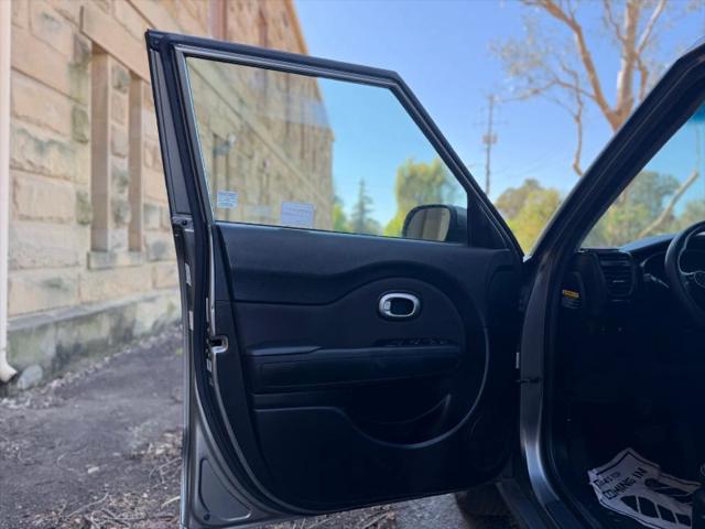 2014 Kia Soul +