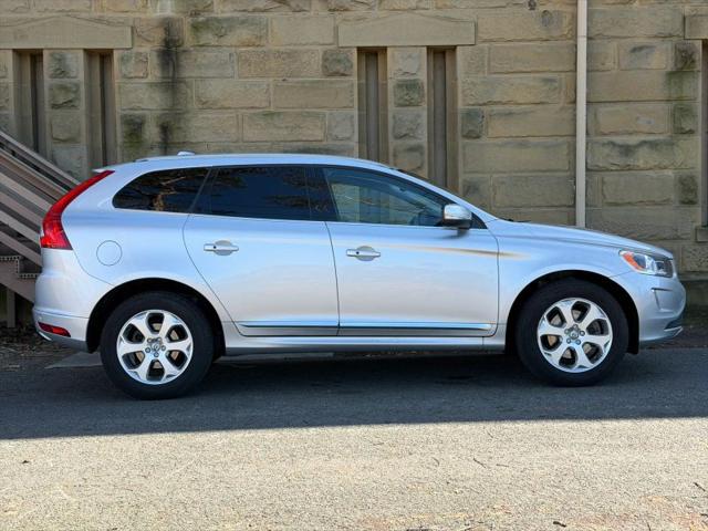 2016 Volvo XC60 T5 Premier