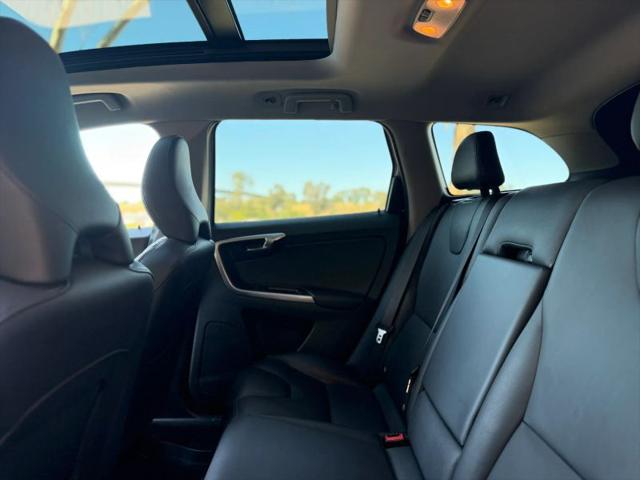 2016 Volvo XC60 T5 Premier