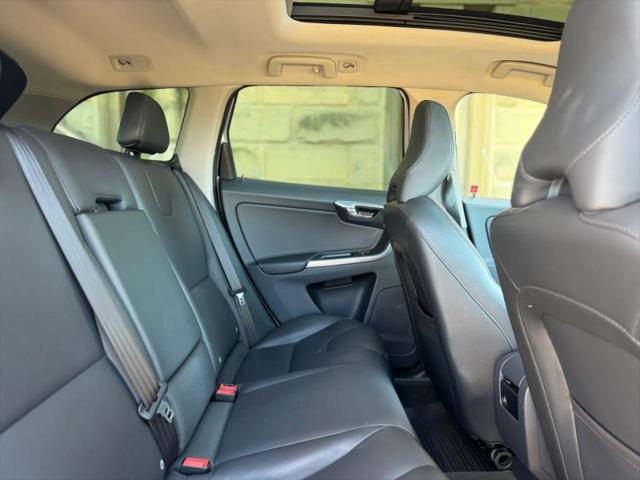 2016 Volvo XC60 T5 Premier