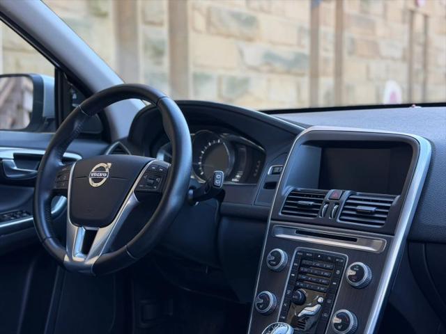 2016 Volvo XC60 T5 Premier