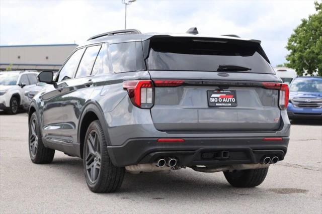 2025 Ford Explorer ST