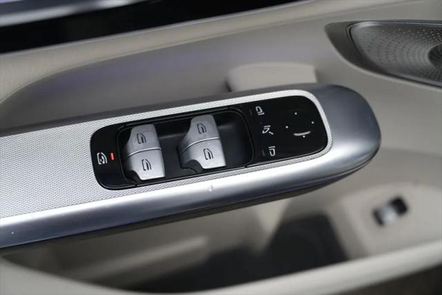 2023 Mercedes-Benz GLC 4MATIC SUV