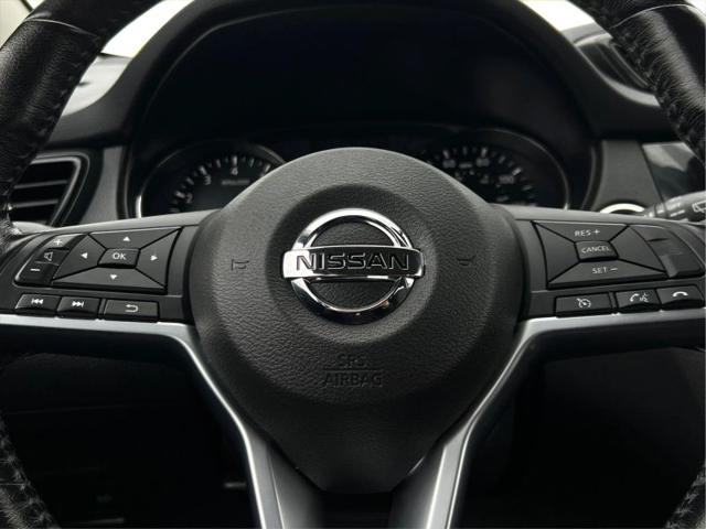 2017 Nissan Rogue Sport SV