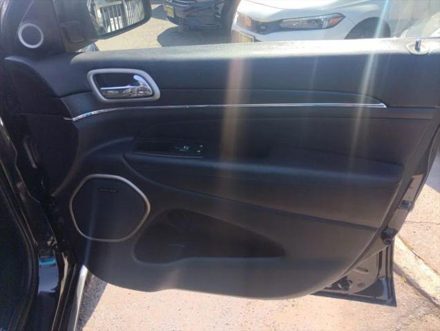 2016 Jeep Grand Cherokee Summit