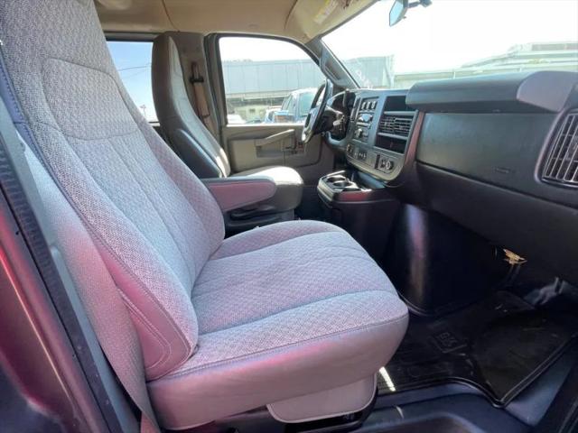 2016 Chevrolet Express LT