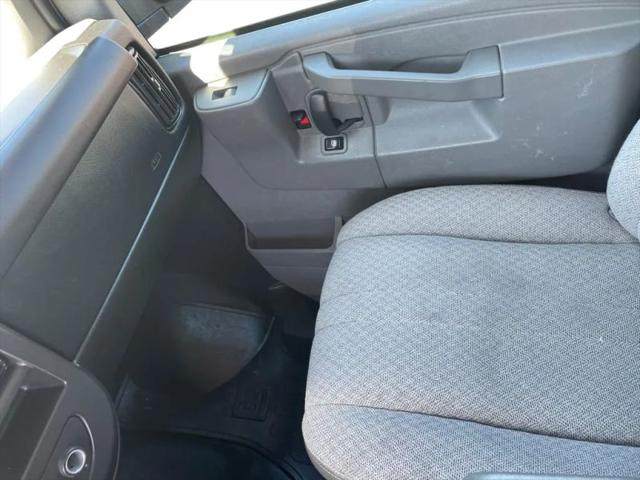 2016 Chevrolet Express LT