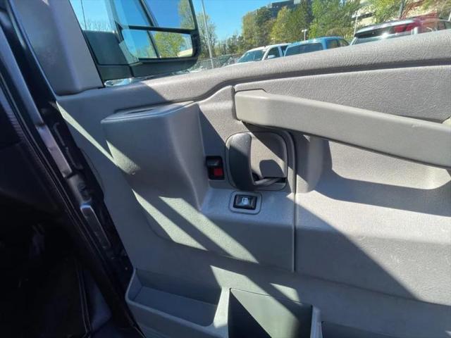 2016 Chevrolet Express LT