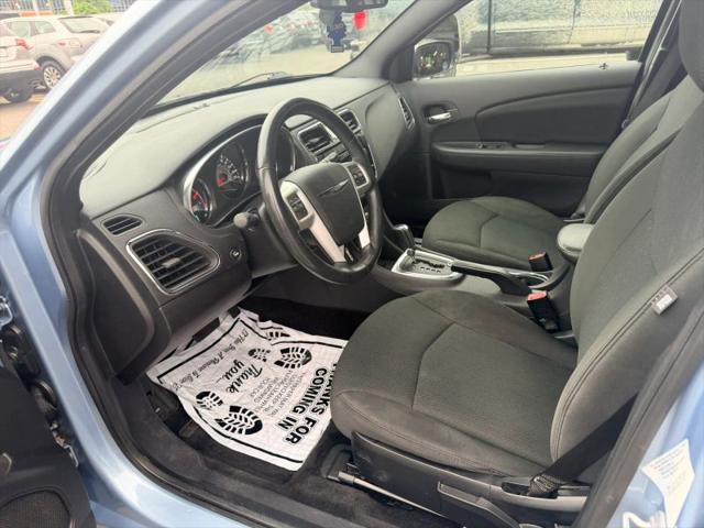 2012 Chrysler 200 Touring