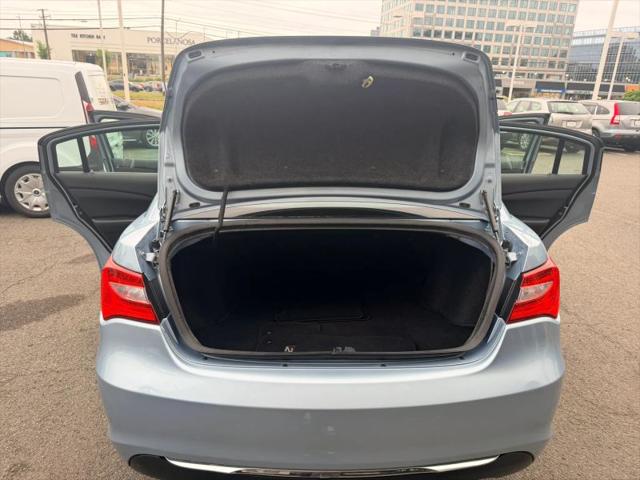 2012 Chrysler 200 Touring