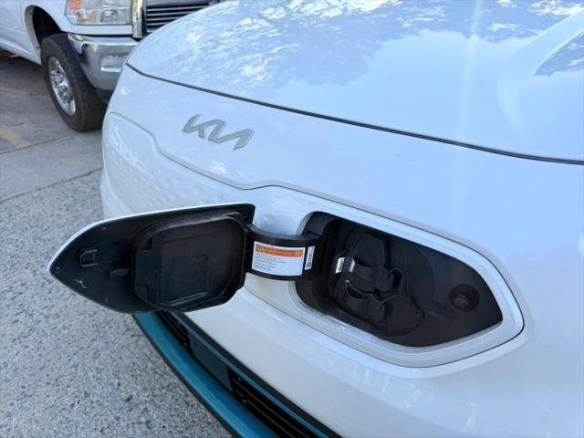 2022 Kia Niro EV EX