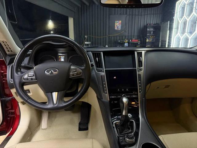 2014 INFINITI Q50 Premium