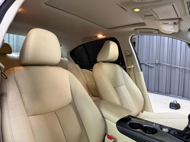 2014 INFINITI Q50 Premium