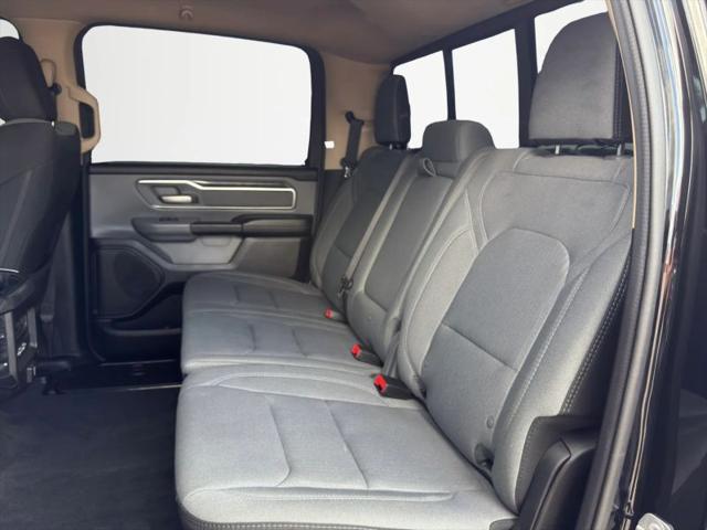 2019 Ram 1500 Big Horn/Lone Star Crew Cab 4x4 5'7" Box