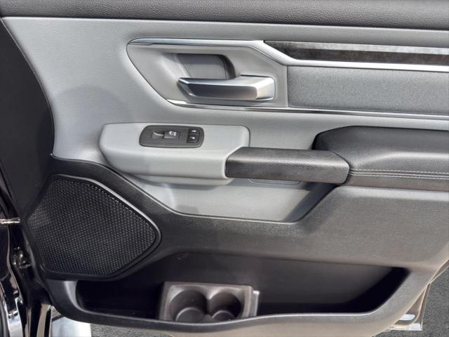 2019 Ram 1500 Big Horn/Lone Star Crew Cab 4x4 5'7" Box