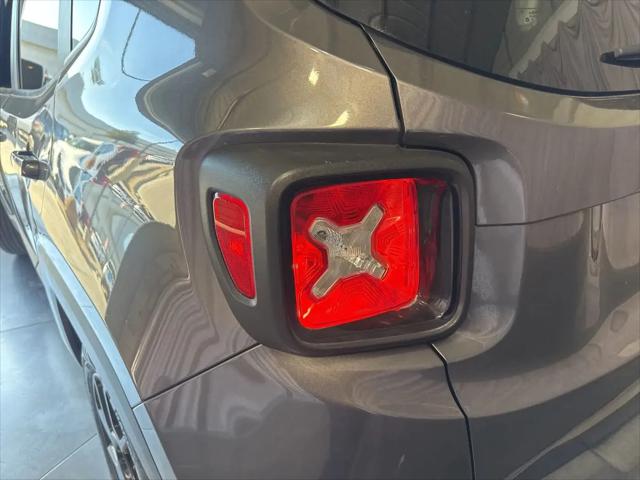 2020 Jeep Renegade Altitude FWD