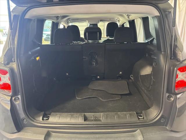 2020 Jeep Renegade Altitude FWD