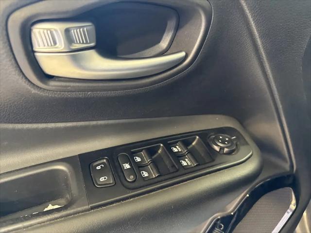 2020 Jeep Renegade Altitude FWD