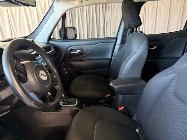 2020 Jeep Renegade Altitude FWD