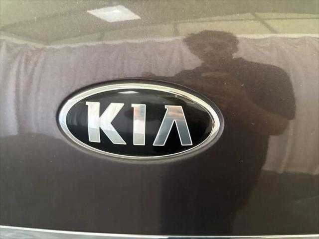 2017 Kia Sedona LX
