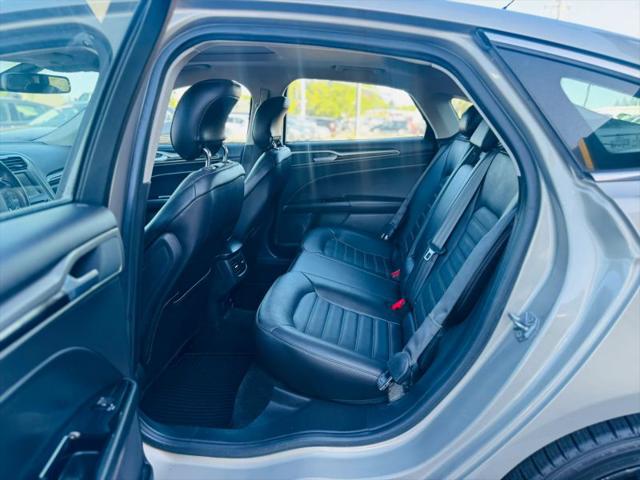 2015 Ford Fusion SE