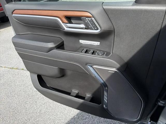 2023 GMC Sierra 1500 4WD Crew Cab Short Box Denali