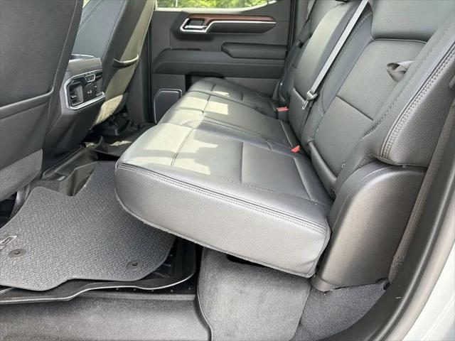 2023 GMC Sierra 1500 4WD Crew Cab Short Box Denali