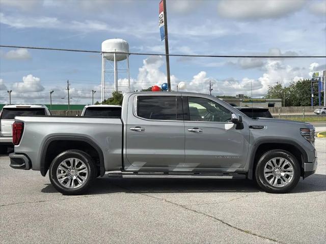2023 GMC Sierra 1500 4WD Crew Cab Short Box Denali