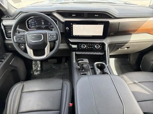2023 GMC Sierra 1500 4WD Crew Cab Short Box Denali