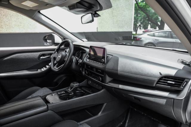 2023 Nissan Rogue SV FWD