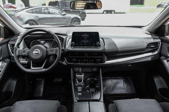 2023 Nissan Rogue SV FWD