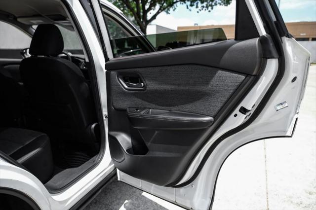 2023 Nissan Rogue SV FWD