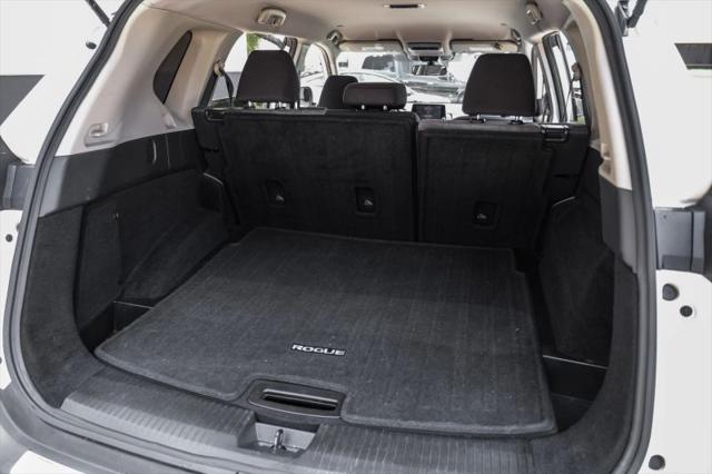 2023 Nissan Rogue SV FWD