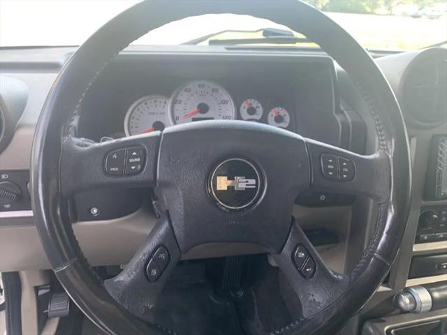 2004 HUMMER H2 Base