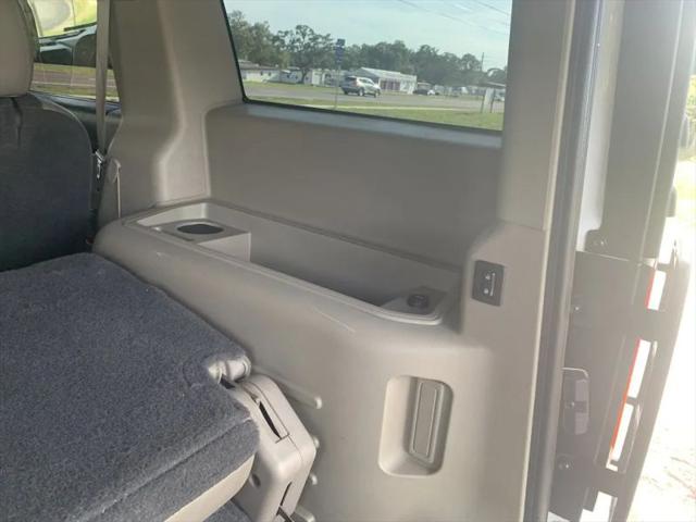 2004 HUMMER H2 Base
