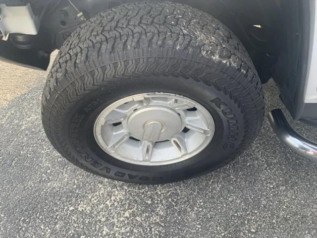 2004 HUMMER H2 Base