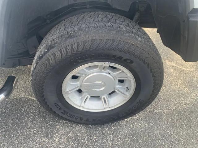 2004 HUMMER H2 Base