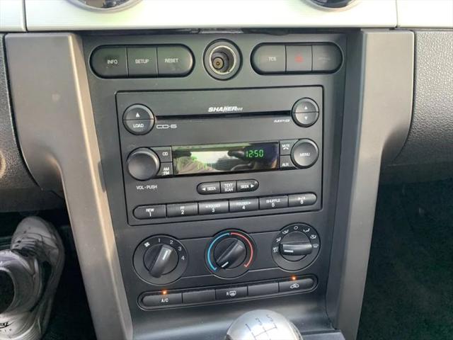 2007 Ford Mustang GT Deluxe