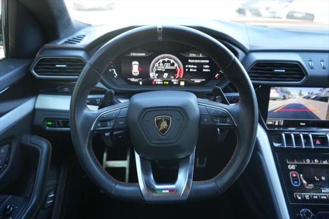 2020 Lamborghini Urus Base