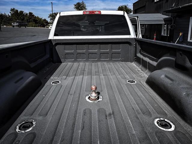 2020 Ram 3500 Big Horn Crew Cab 4x4 8' Box