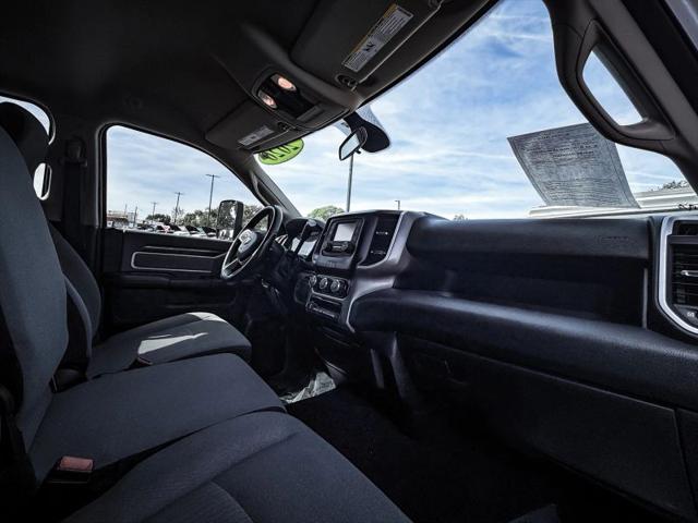 2020 Ram 3500 Big Horn Crew Cab 4x4 8' Box