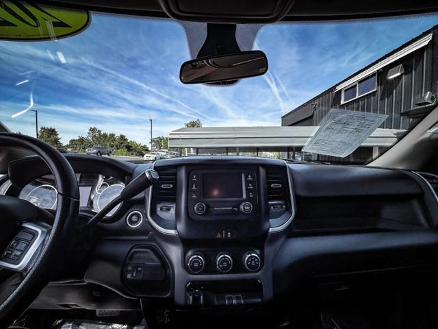 2020 Ram 3500 Big Horn Crew Cab 4x4 8' Box