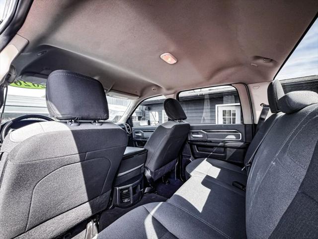 2020 Ram 3500 Big Horn Crew Cab 4x4 8' Box