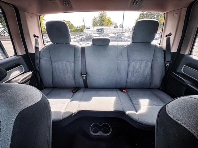 2020 Ram 3500 Big Horn Crew Cab 4x4 8' Box