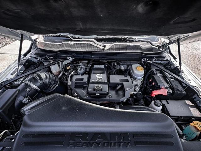 2020 Ram 3500 Big Horn Crew Cab 4x4 8' Box
